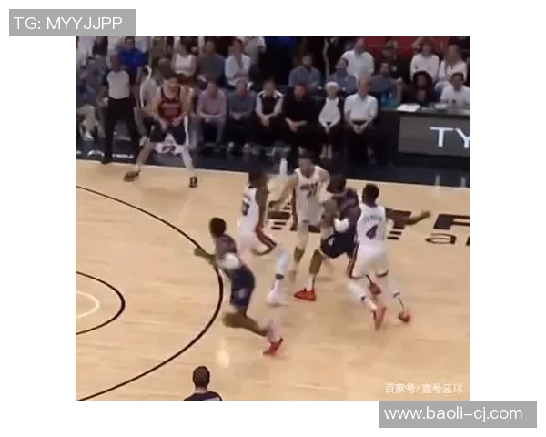 重庆足球队包夹战术解析与应用探讨